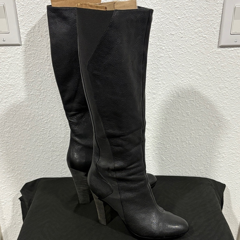 Tsubo Black Heeled Knee-High Boots